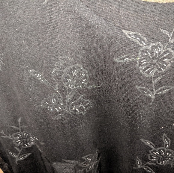 Top - Picture 3 of 4